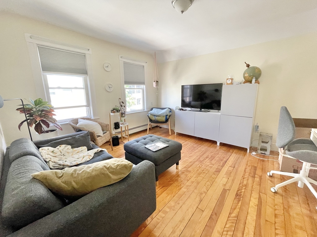 25 Haskell St, Allston