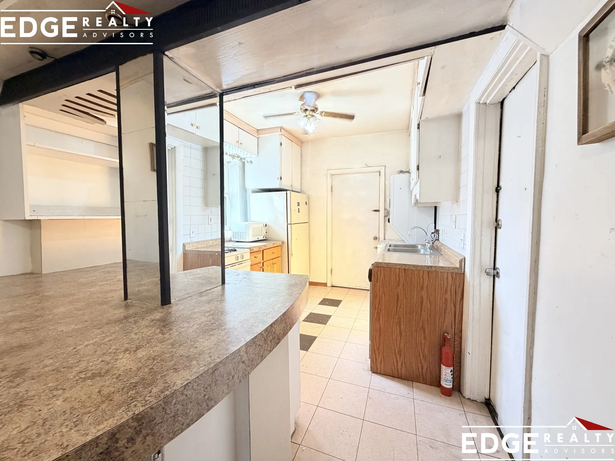 36 Park Vale Ave, Brighton