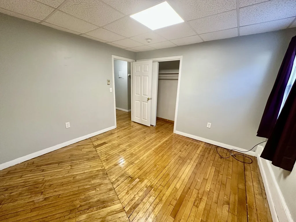 16 Richards Ave, North Attleboro