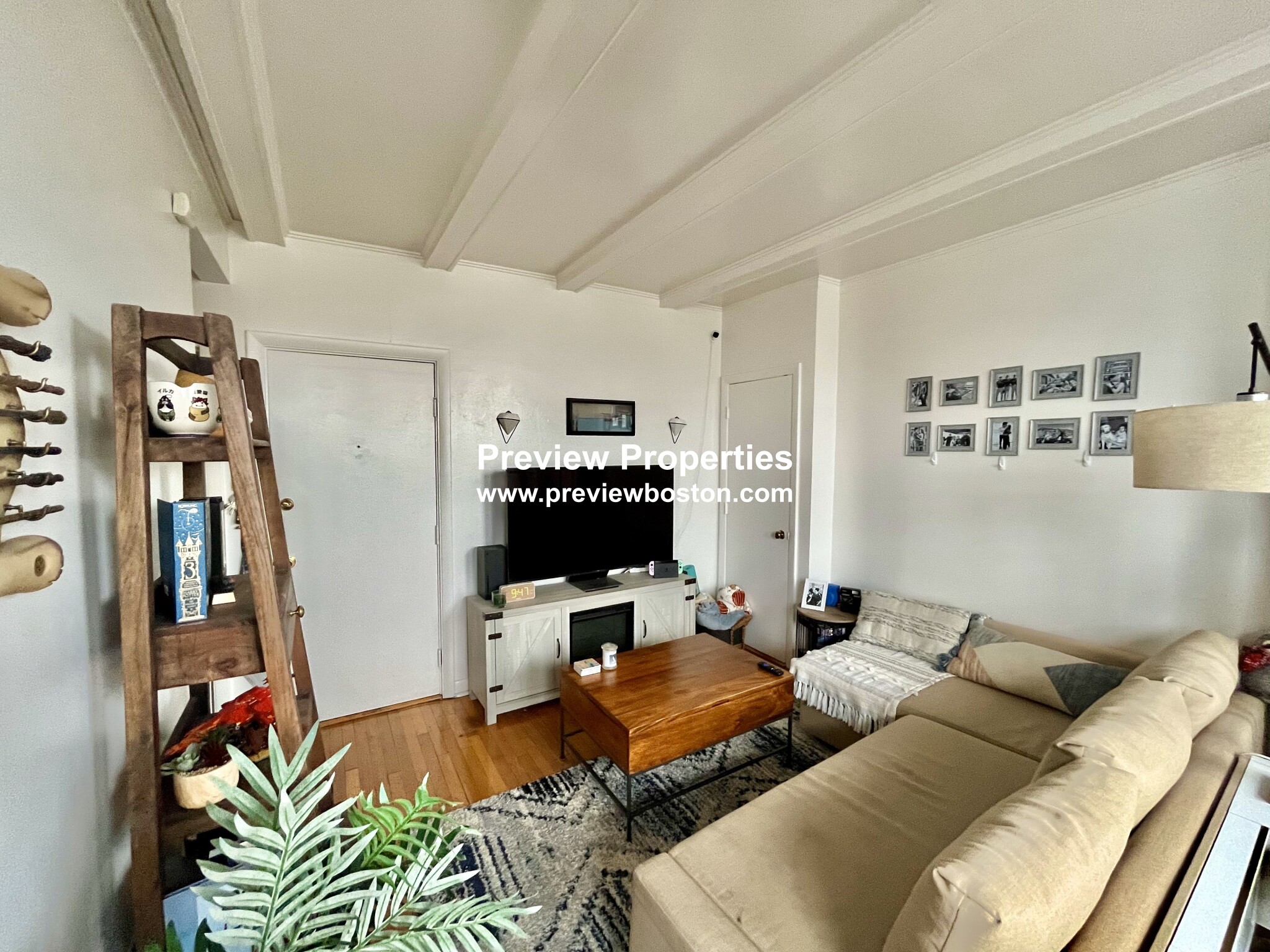 26 Commonwealth Ter, Brighton