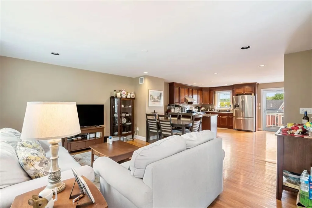 83 Orient, Arlington