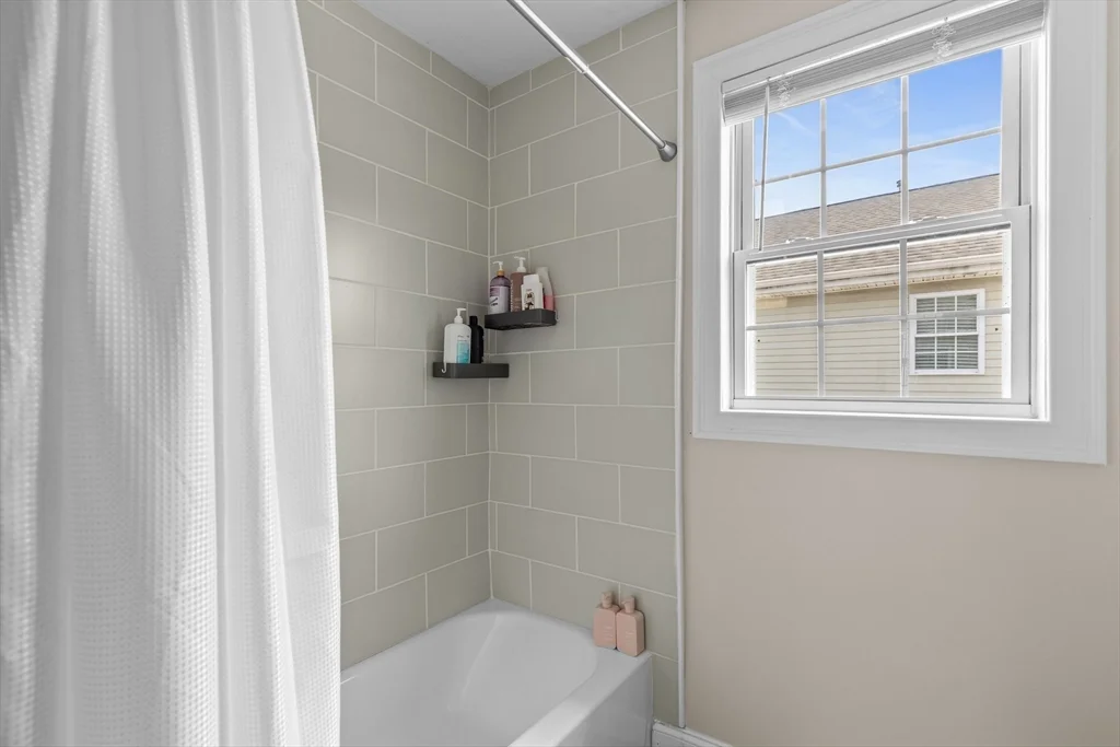 47 Oldfields Rd, Dorchester