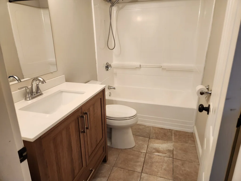 429 Forest St, Rockland