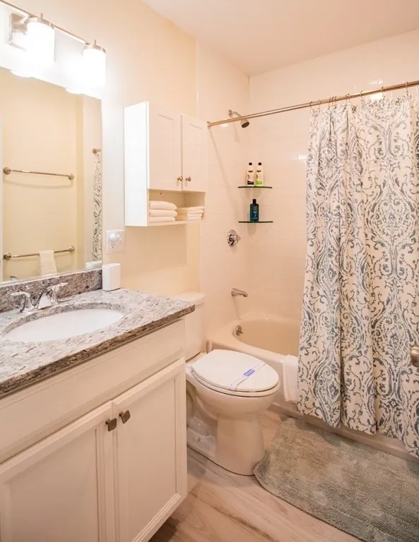 1008 Tremont St, Roxbury