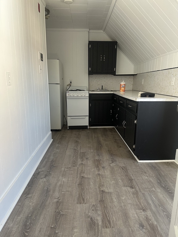 377 Parker St, Gardner