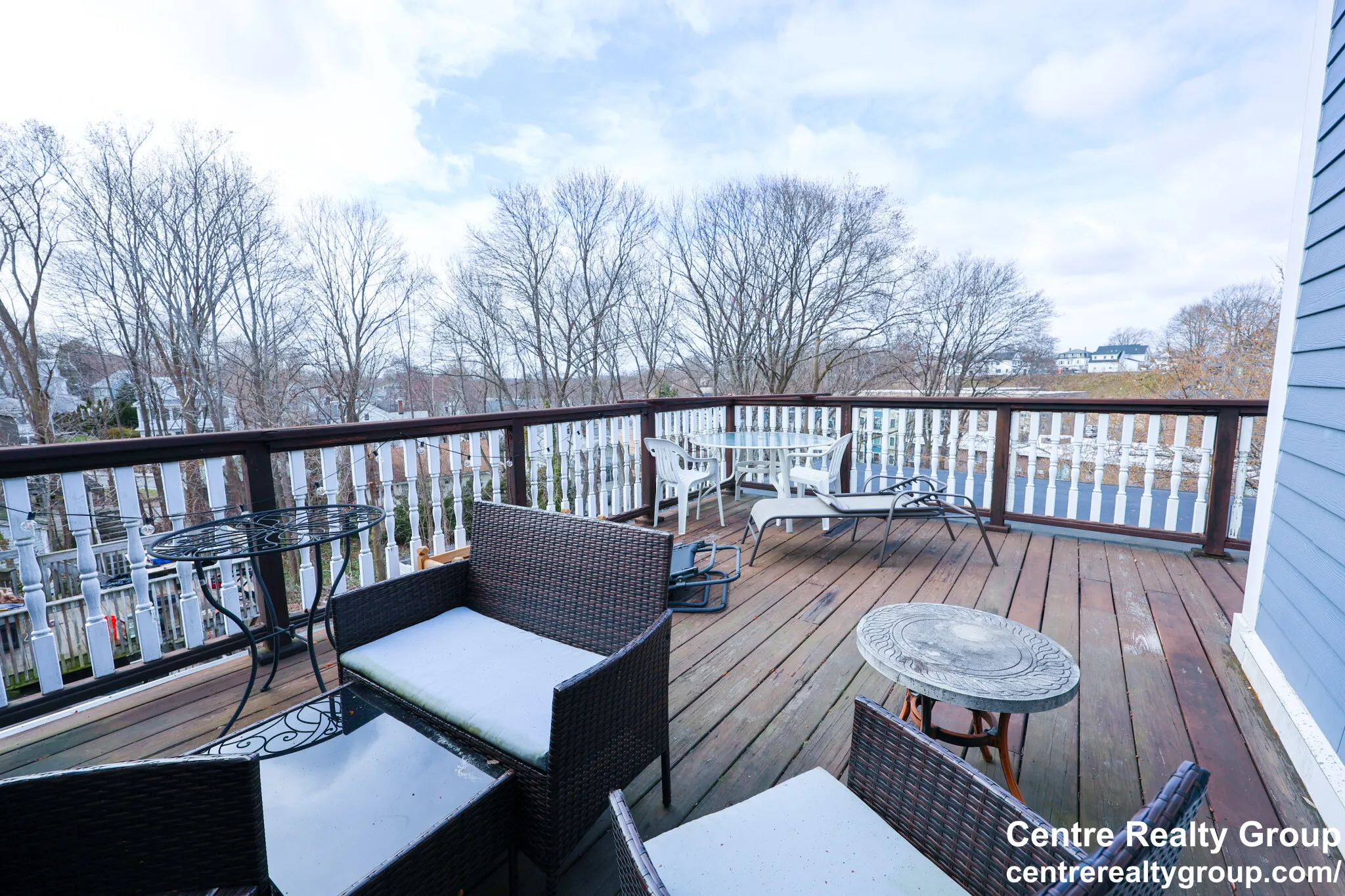 127 Nonantum St, Oak Square