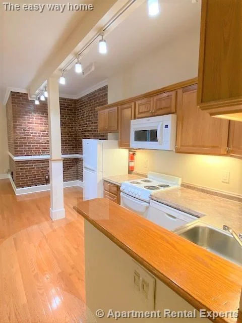 888 Massachusetts Ave, Central Square