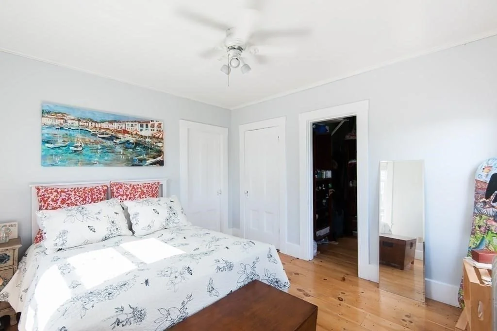 2 Dixfield, South Boston