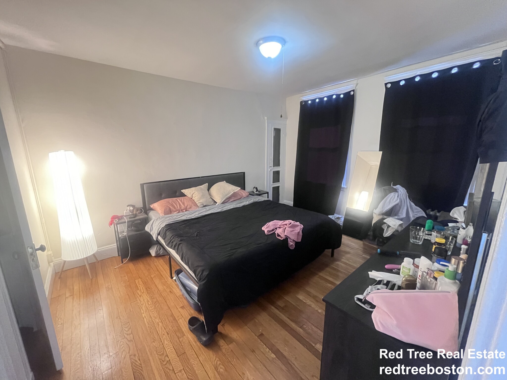 131 Washington St, Brighton