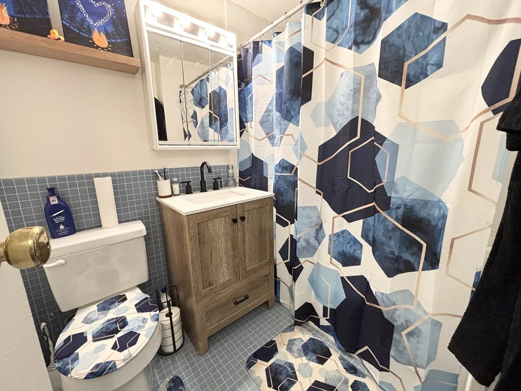 19 Winchester St, Coolidge Corner