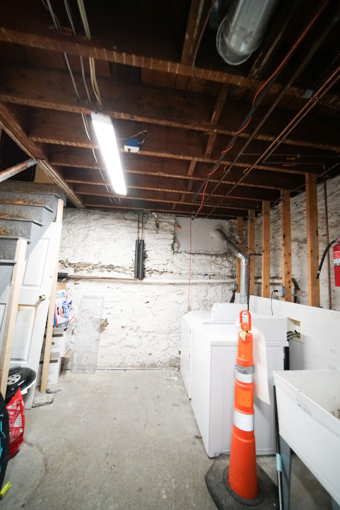 48 Ashford St, Allston