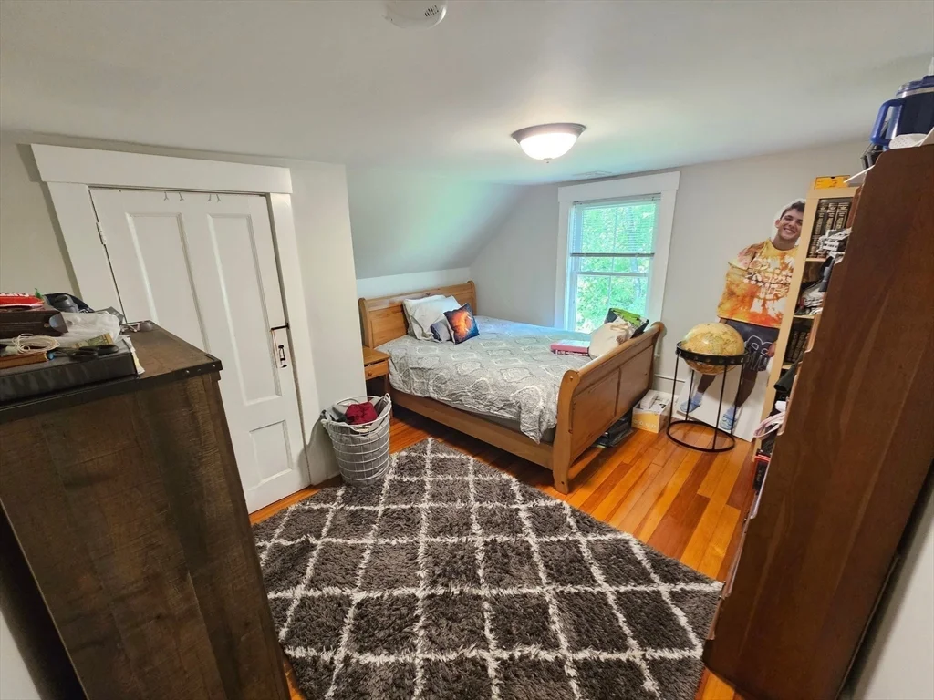 144 East St, Sharon