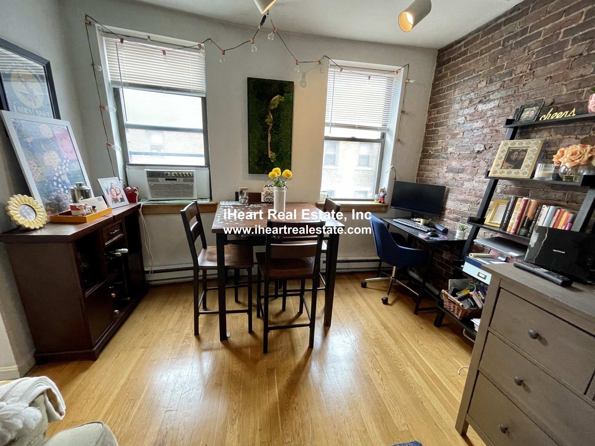 13 Thacher St, North End