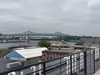 250 Meridian St, East Boston