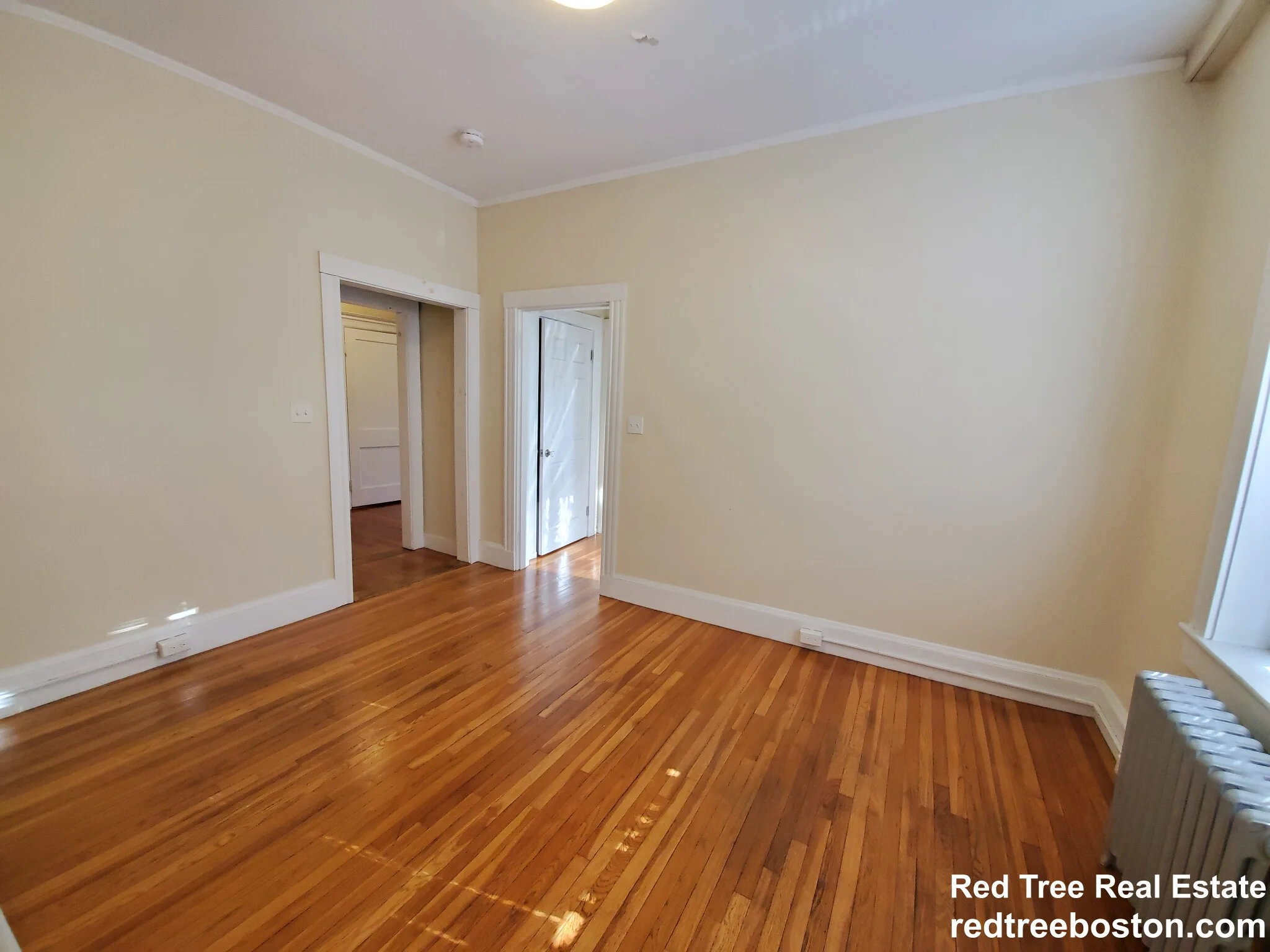 31 Herrick Rd, Newton Center