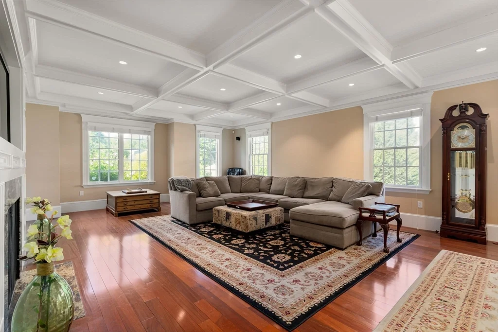 66 Forest Ave, Newton