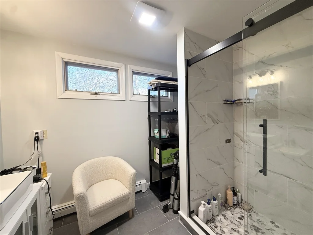 58 Lake St, Lakeview