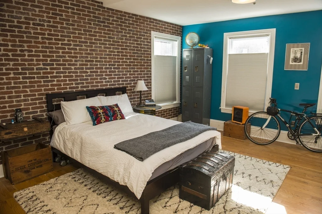 222 Pearl St, East Somerville