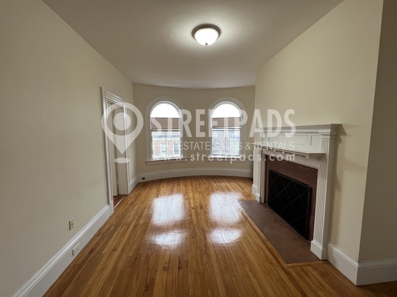 2 Ware St, Mid-Cambridge