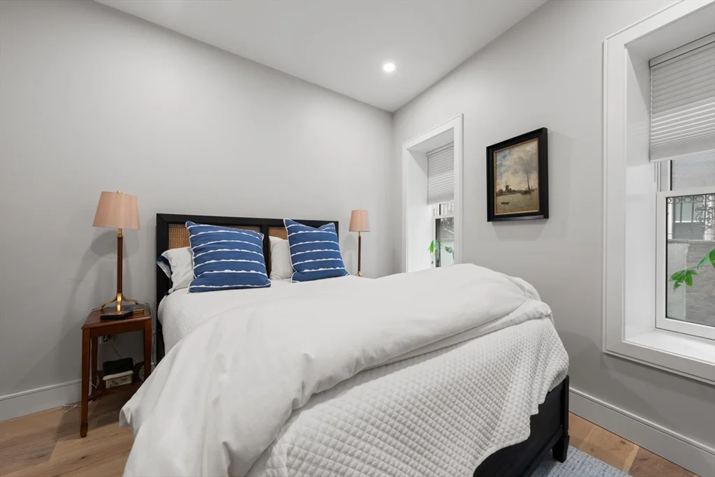 471 Hanover St, North End