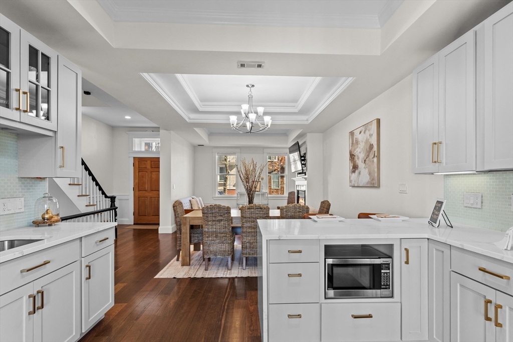 274 Bunker Hill St, Charlestown