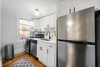 102 Revere, Beacon Hill