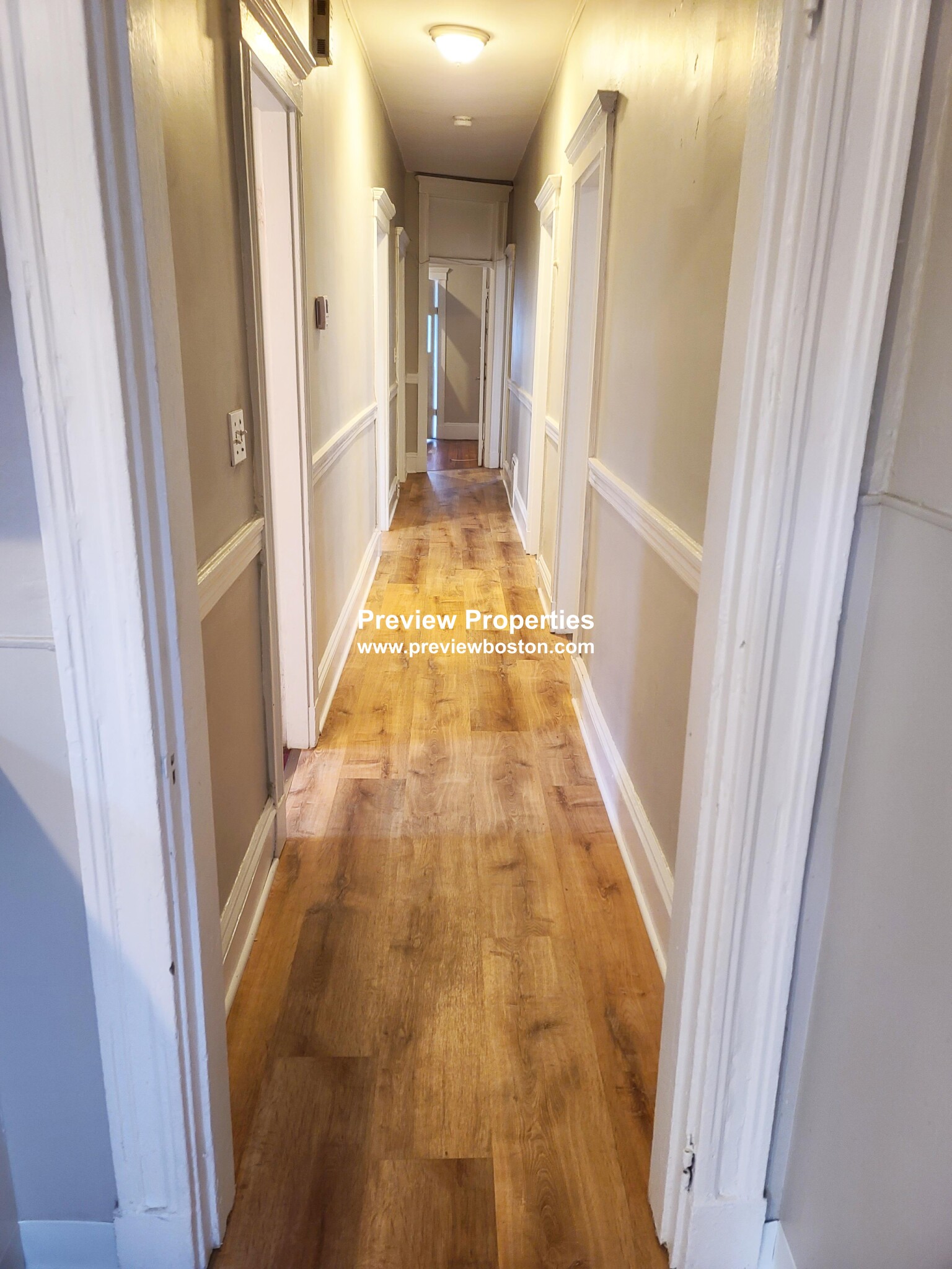 348 Faneuil St, Oak Square