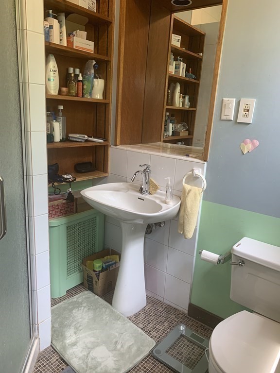 147 Longwood Ave, Longwood