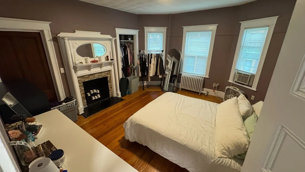 66 Hall Ave, Powder House Square