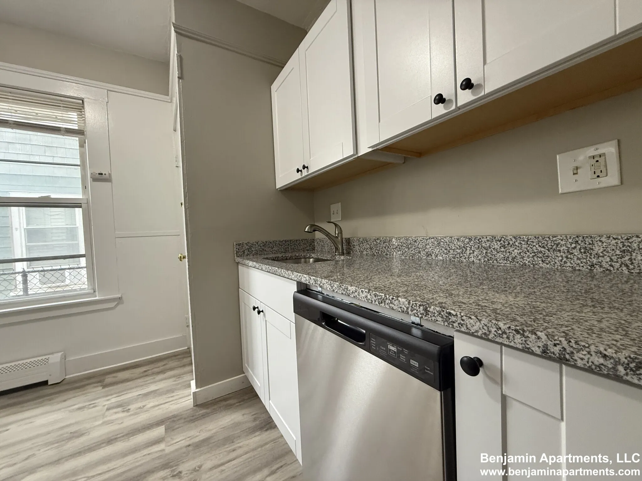 6 Bowdoin Park, Dorchester