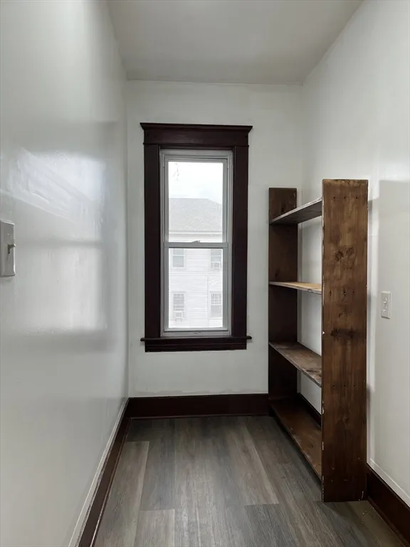 209 Pilgrim Ave, Worcester