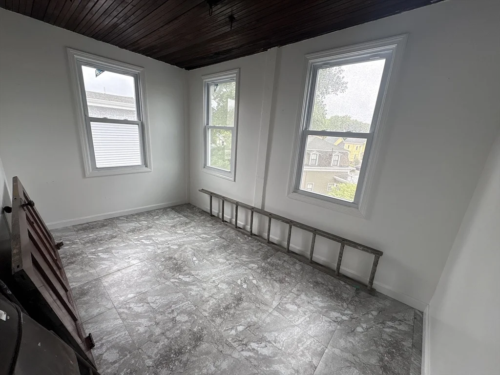 403 Trapelo Rd, Belmont