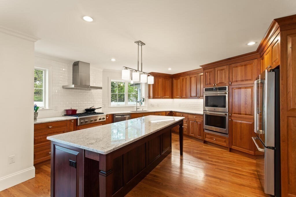 150 Country Club Rd, Oak Hill