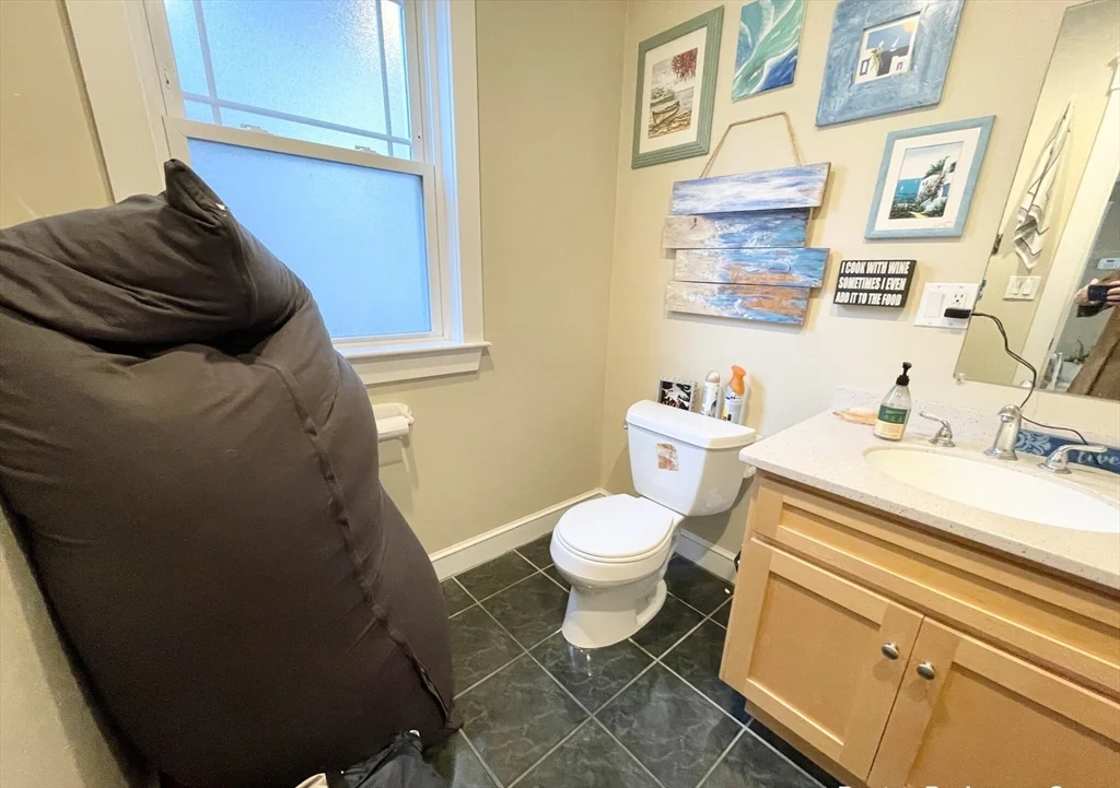 23 Iroquois, Mission Hill