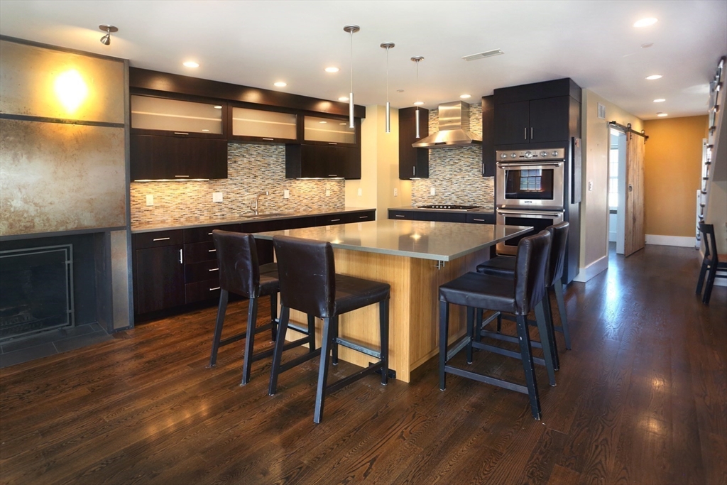 54 State, Newburyport