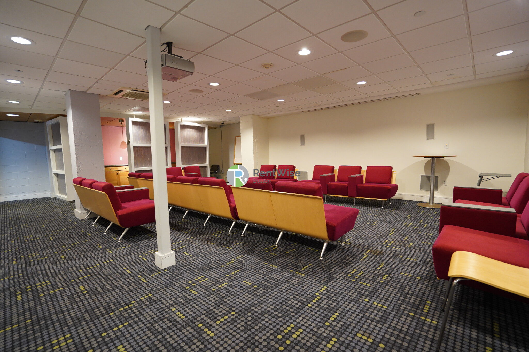 185 Freeman St, North Brookline