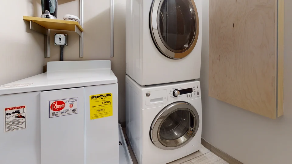 115 Mount Auburn St, Harvard Square