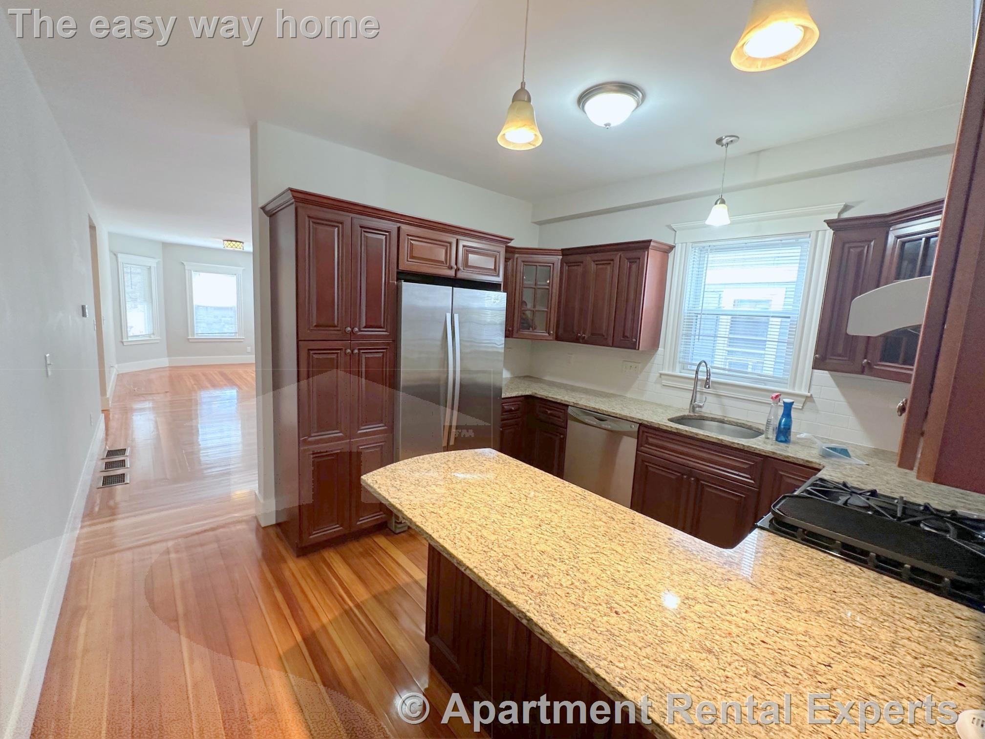 58 Bromfield Rd, Tufts