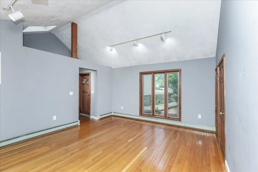 17 Boulder Rd, North Lexington