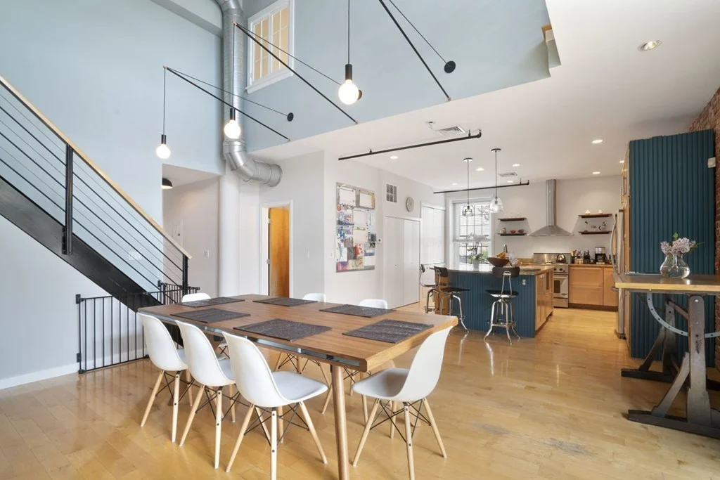 8 Newcomb, Roxbury
