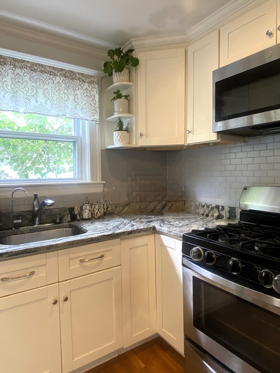 35 Reedsdale Rd, Milton