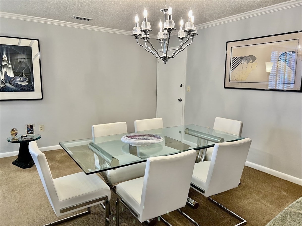 1006 Paradise Rd, Swampscott