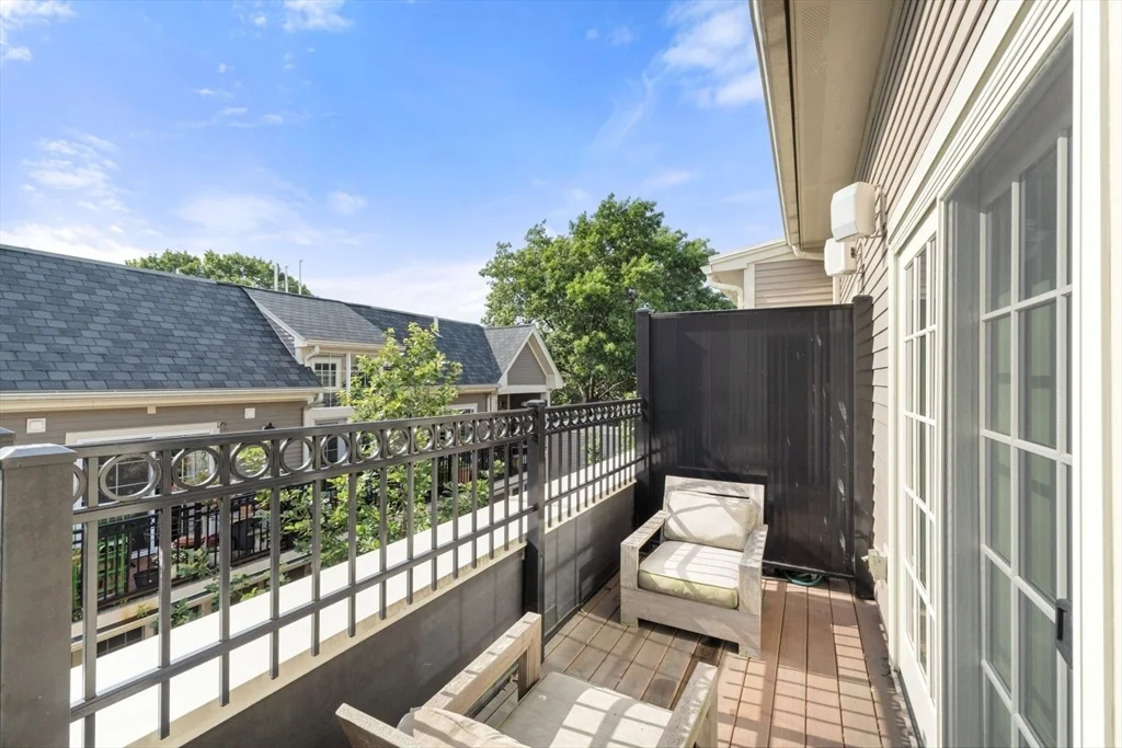 616 E 4th St, South Boston