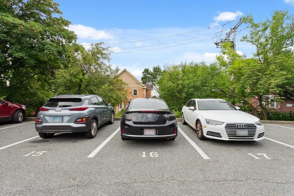 841 Parker St, Mission Hill