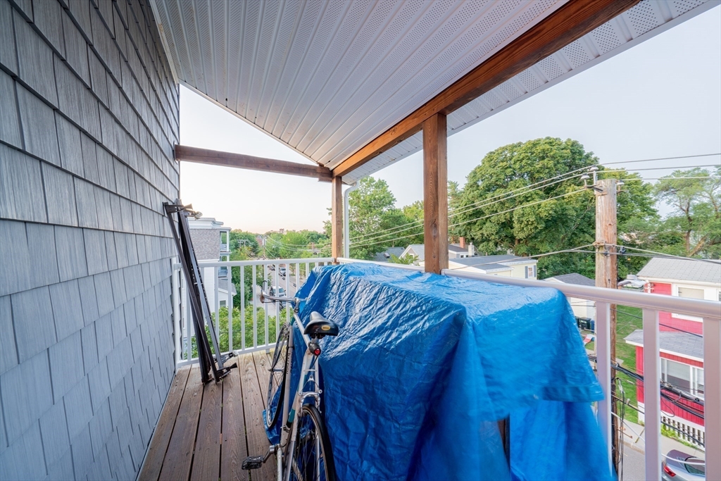 37 Magoun St, North Cambridge