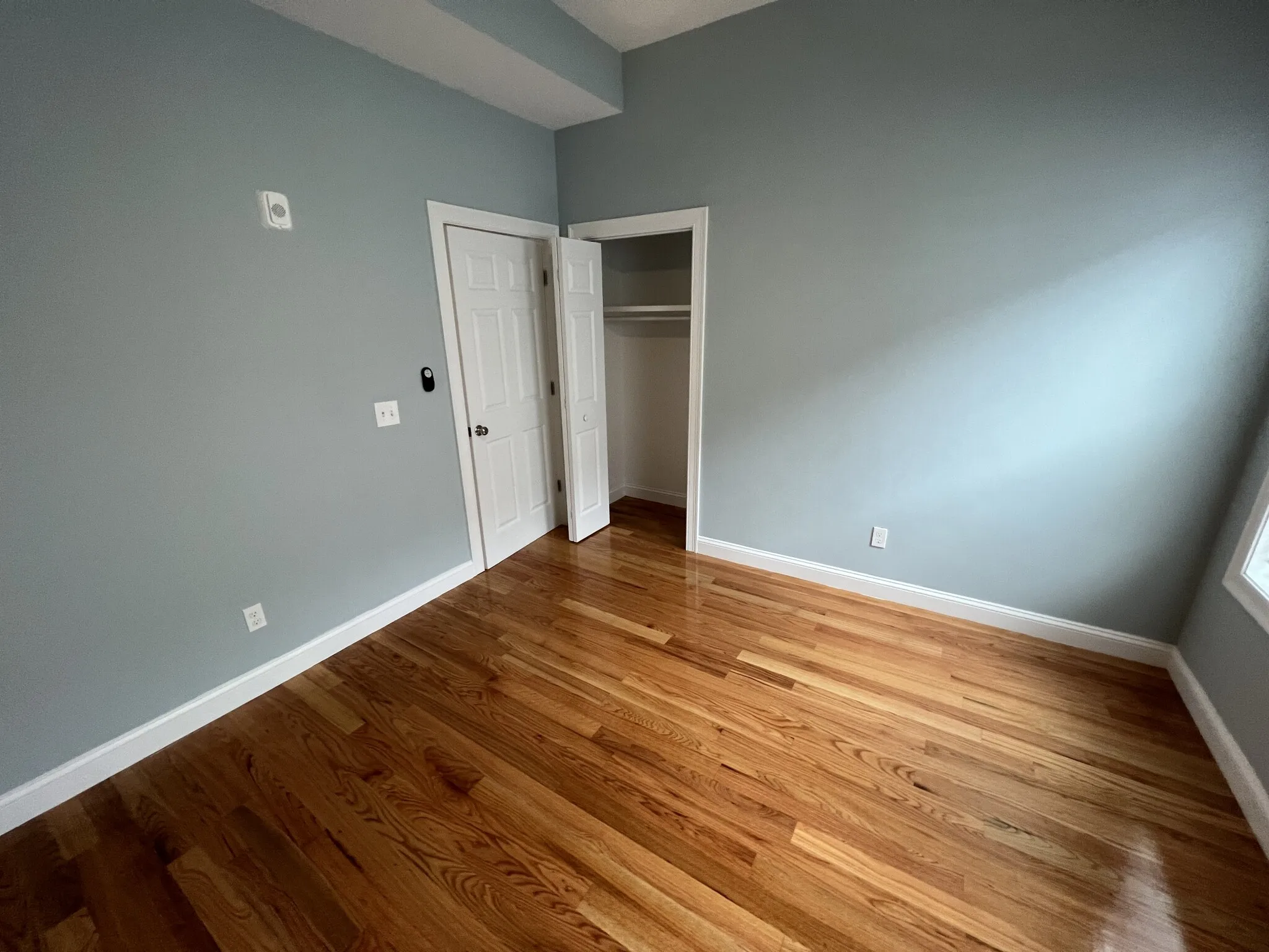 126 Cross St, East Somerville