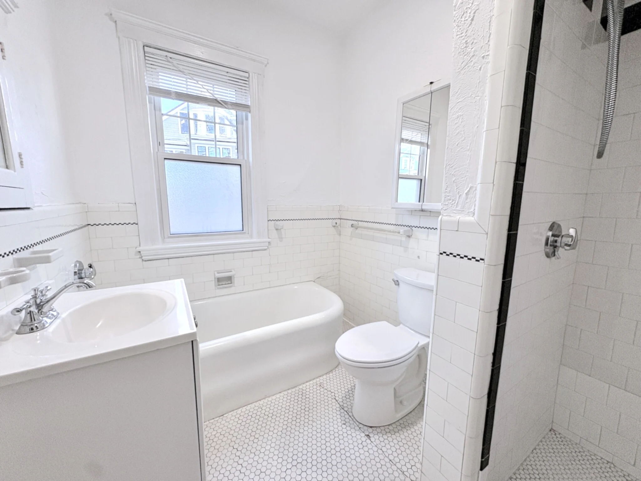 99 Beals St, Coolidge Corner