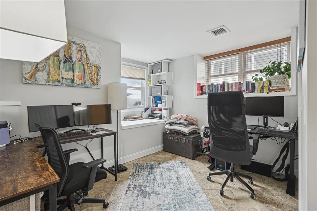 36 Cummings Rd, Brighton