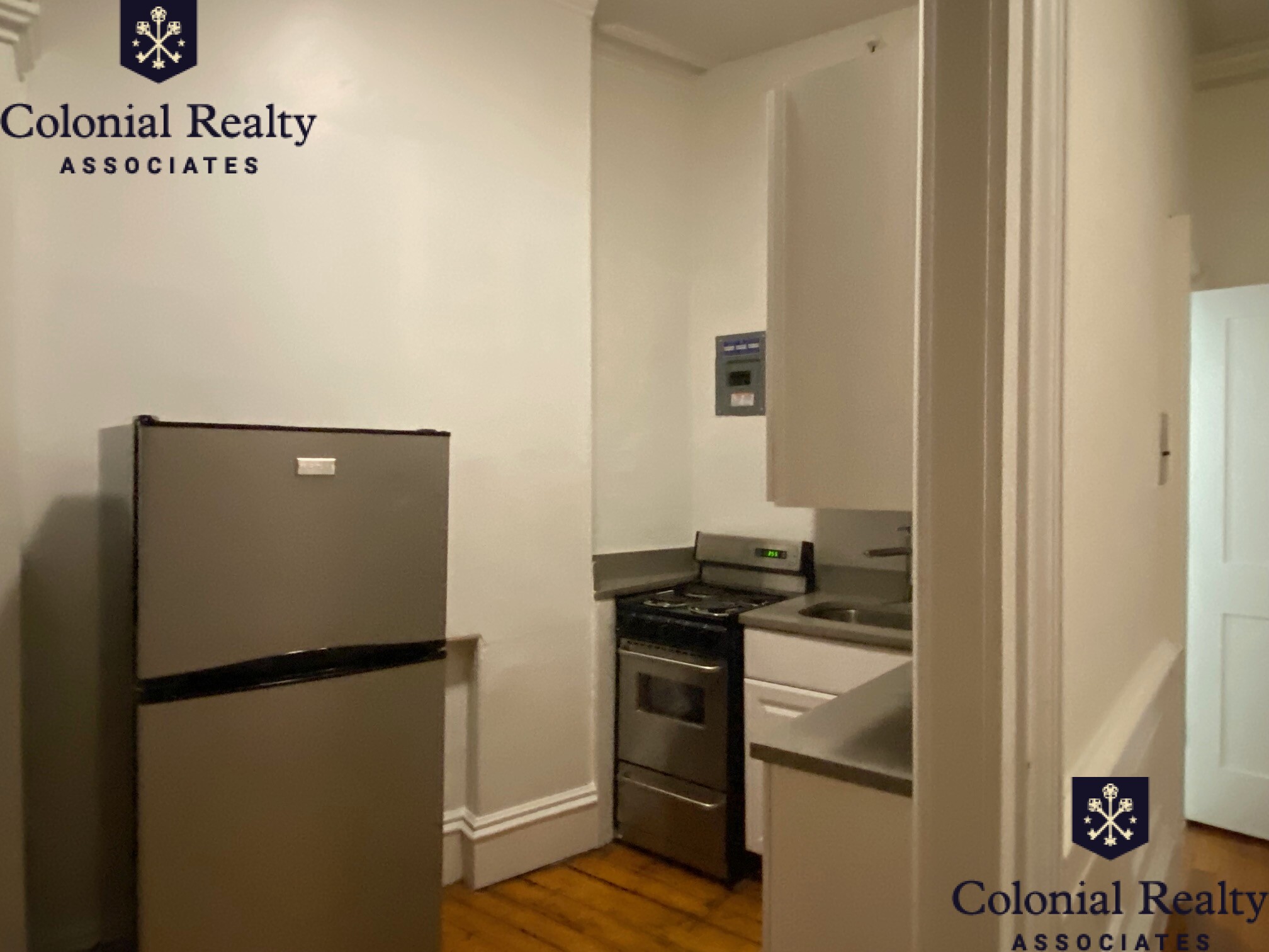 92 Charles St, Beacon Hill