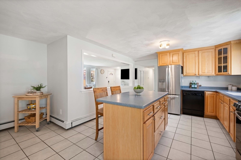 112 Argilla Rd, Andover